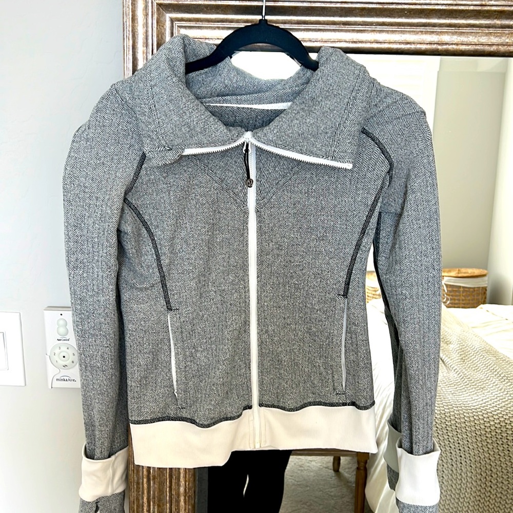 Lululemon Sweater